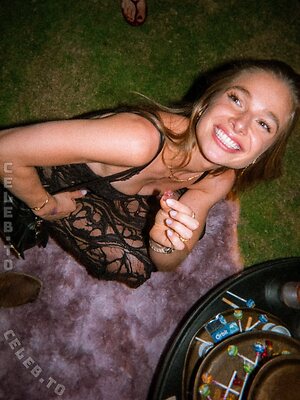 Lola Weippert Nude Leaked Photo #103