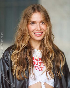 Lola Weippert Nude Leaked Photo #215
