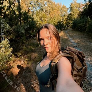 Loreena Unterwegs avatar