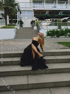 loulou_fbl Nude Leaked Photo #94