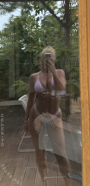loulou_fbl Nude Leaked Photo #107