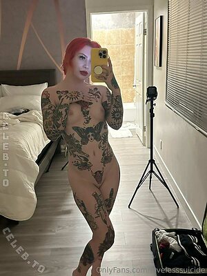 lovelesssuicide Nude Leaked Photo #67