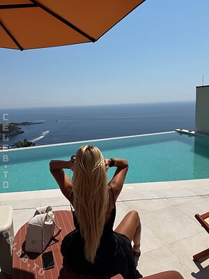 Luana Vjollca Nude Leaked Photo #133