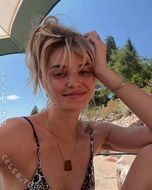 Luisa Hartema Nude Leaked Photo #19