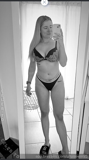 Luiseem95 Nude Leaked Photo #5