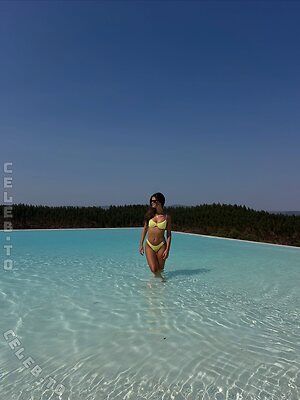 Luisinha Oliveira Nude Leaked Photo #212