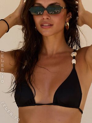 Luisinha Oliveira Nude Leaked Photo #240