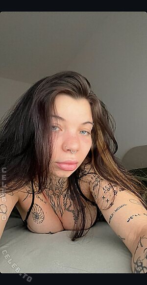 Luna Antonia Nude Leaked Photo #5