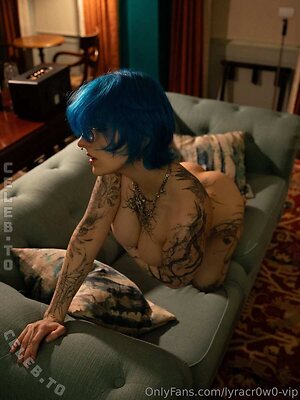 lyracr0w0 Nude Leaked Photo #229