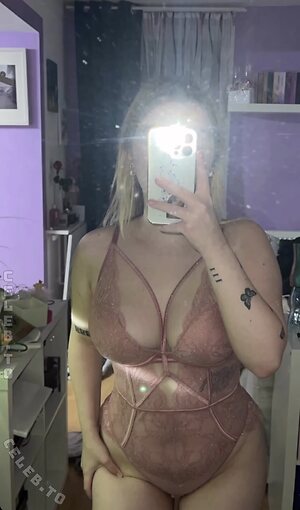 Lz_Mrcd Nude Leaked Photo #25
