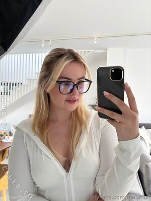 Maja Holf Nude Leaked Photo #277