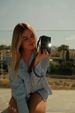 Maja Holf Nude Leaked Photo #289