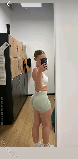 Maja Zoe Nude Leaked Photo #20