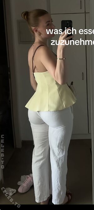 Maja Zoe photo