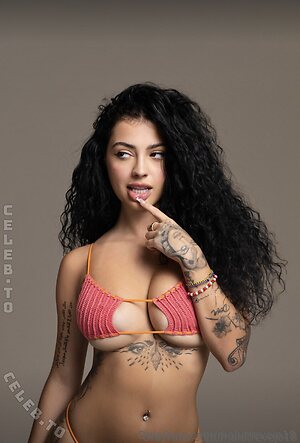Malu Trevejo photo