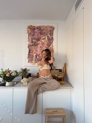 Marci Nude Leaked Photo #24