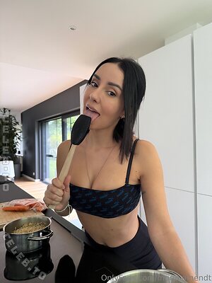 Maria Nude Leaked Photo #8