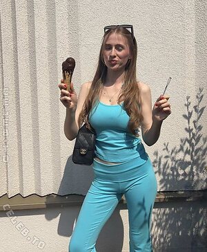 Marie-Sophie Nude Leaked Photo #5