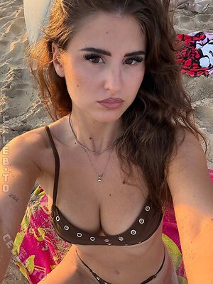 Martina Scavo Nude Leaked Photo #43
