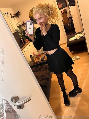 MaryjaneAuryn Nude Leaked Photo #53