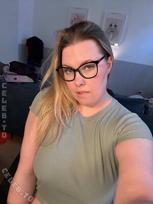 Mascha Mangold Nude Leaked Photo #45