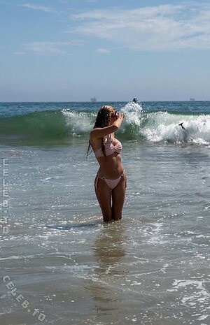 Mavie Noelle Nude Leaked Photo #59