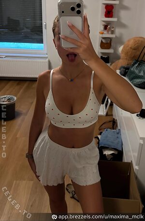 maxima_mclk Nude Leaked Photo #293