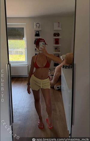 maxima_mclk Nude Leaked Photo #399