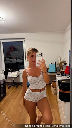 maxima_mclk Nude Leaked Photo #560