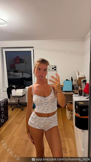 maxima_mclk Nude Leaked Photo #561