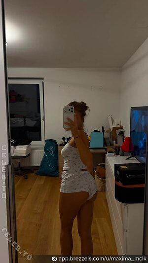 maxima_mclk Nude Leaked Photo #562