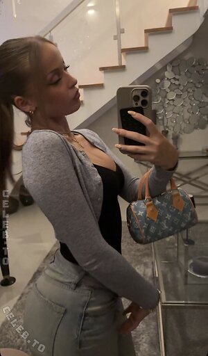mayaa.zr Nude Leaked Photo #103