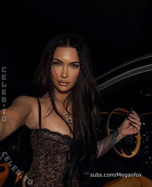 Megan Fox Nude Leaked Photo #326