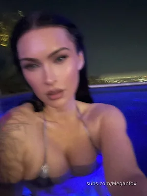 Megan Fox Nude Leaked Photo #334