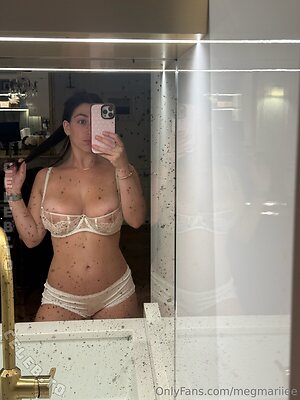 Megan.mariiiee Nude Leaked Photo #239