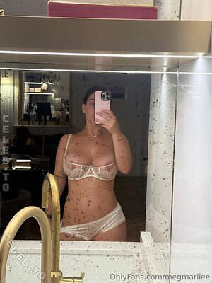 Megan.mariiiee Nude Leaked Photo #240