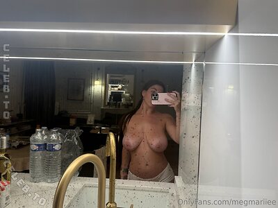 Megan.mariiiee Nude Leaked Photo #241