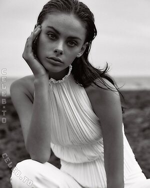 Meika Woollard Nude Leaked Photo #12