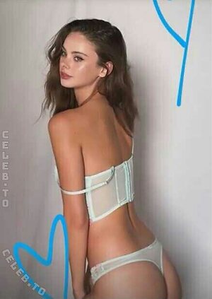 Meika Woollard Nude Leaked Photo #110