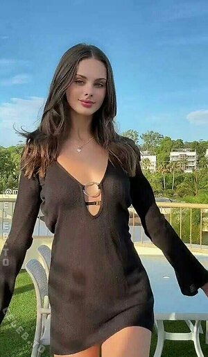 Meika Woollard Nude Leaked Photo #111