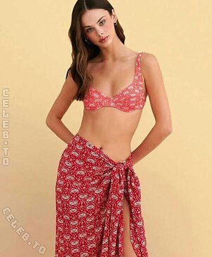 Meika Woollard Nude Leaked Photo #202