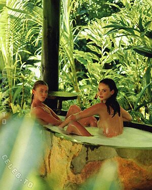 Meika Woollard Nude Leaked Photo #288