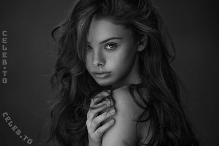 Meika Woollard Nude Leaked Photo #421