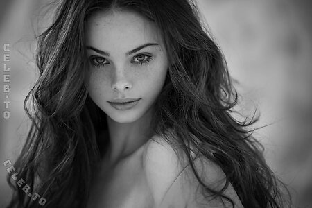 Meika Woollard Nude Leaked Photo #424