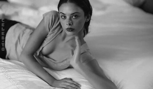 Meika Woollard Nude Leaked Photo #427
