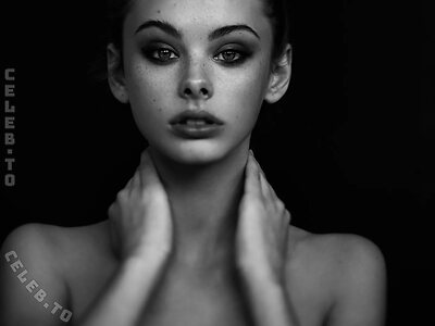 Meika Woollard Nude Leaked Photo #499