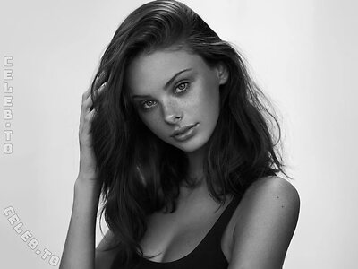 Meika Woollard photo