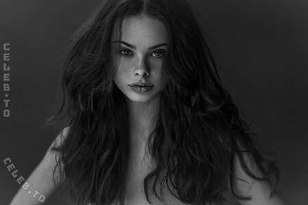 Meika Woollard photo