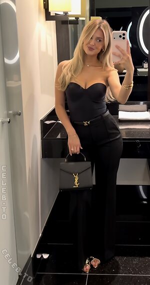 Melina.msxou photo