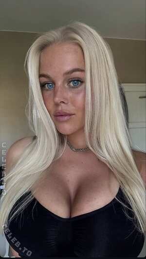 Melisande.mlnk Nude Leaked Photo #20